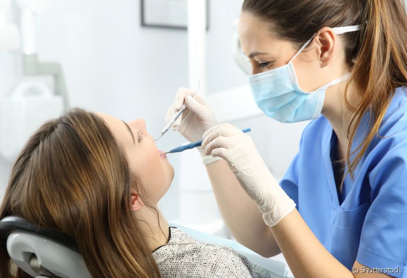 Enfraquecimento dos dentes: por que isso acontece e quais são as consequências para a saúde bucal?